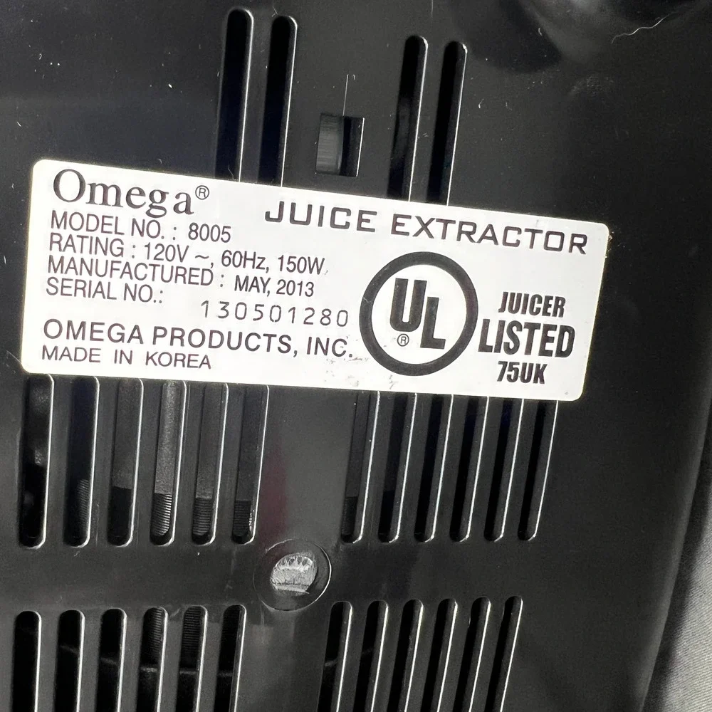 Omega Juicer 8005 Silver Chrome Masticating Juicer Fruit Vegetable Extractor